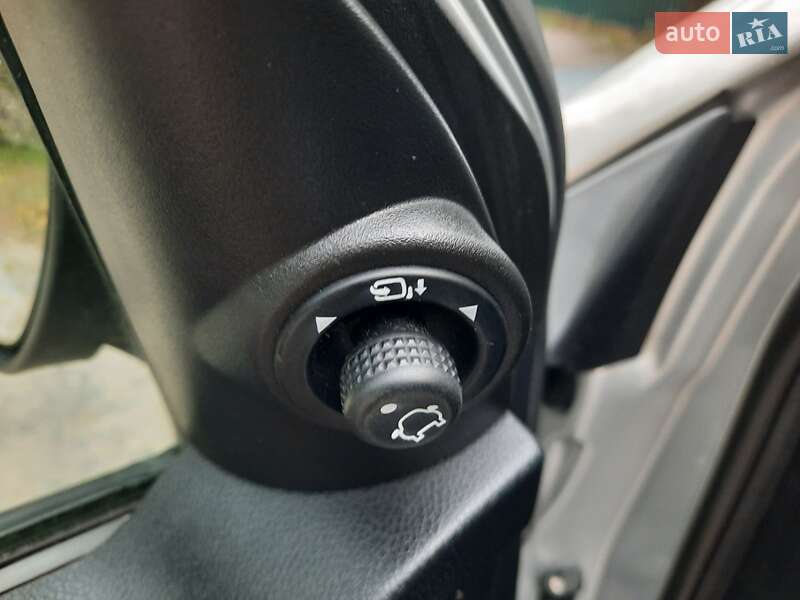 Хэтчбек Ford Fusion 2006 в Полтаве фото 45 Хэтчбек Ford Fusion 2006 в Полтаве