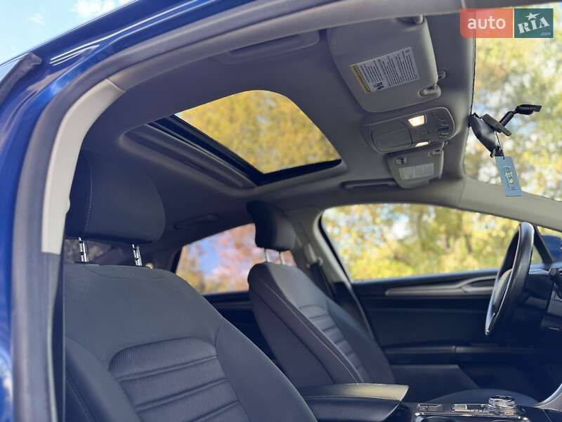 Седан Ford Fusion 2017 в Дніпрі