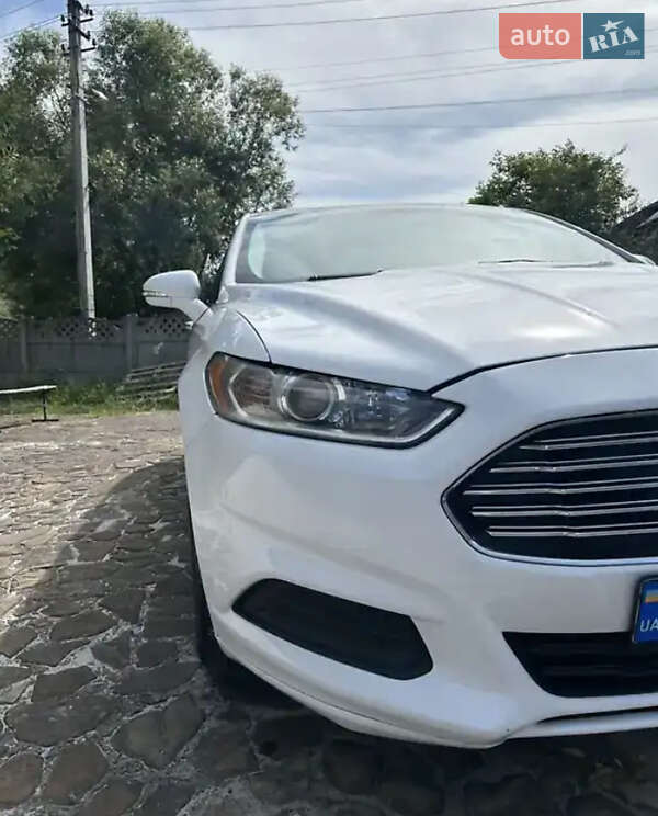 Седан Ford Fusion 2015 в Львове фото 11 Седан Ford Fusion 2015 в Львове
