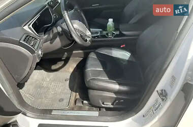 Седан Ford Fusion 2015 в 