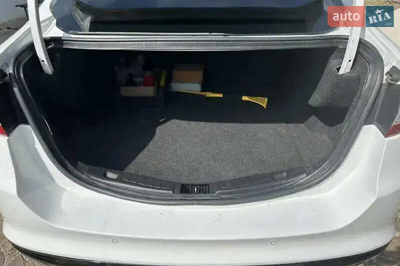 Седан Ford Fusion 2015 в Львове фото 15 Седан Ford Fusion 2015 в Львове