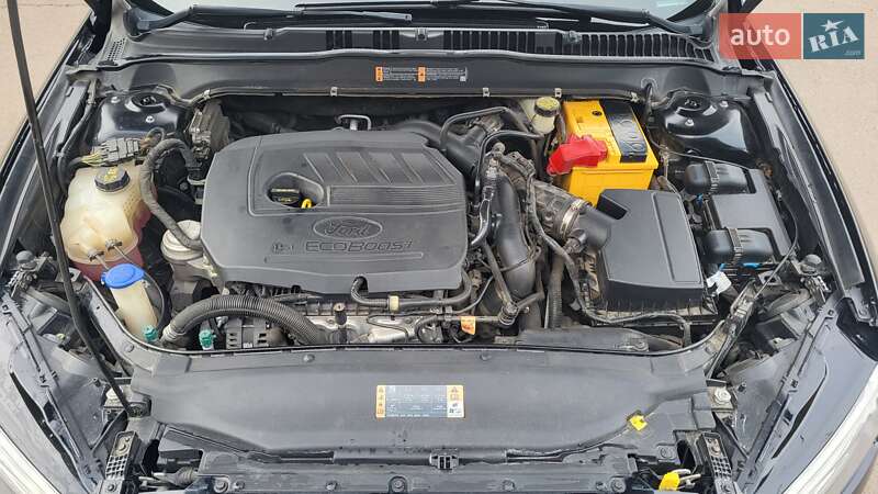 Седан Ford Fusion 2016 в Полтаві