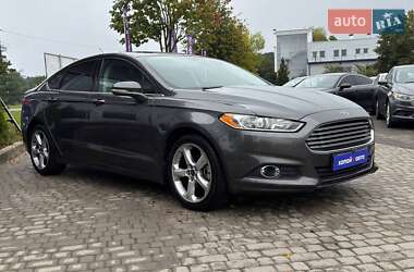 Седан Ford Fusion 2016 в 