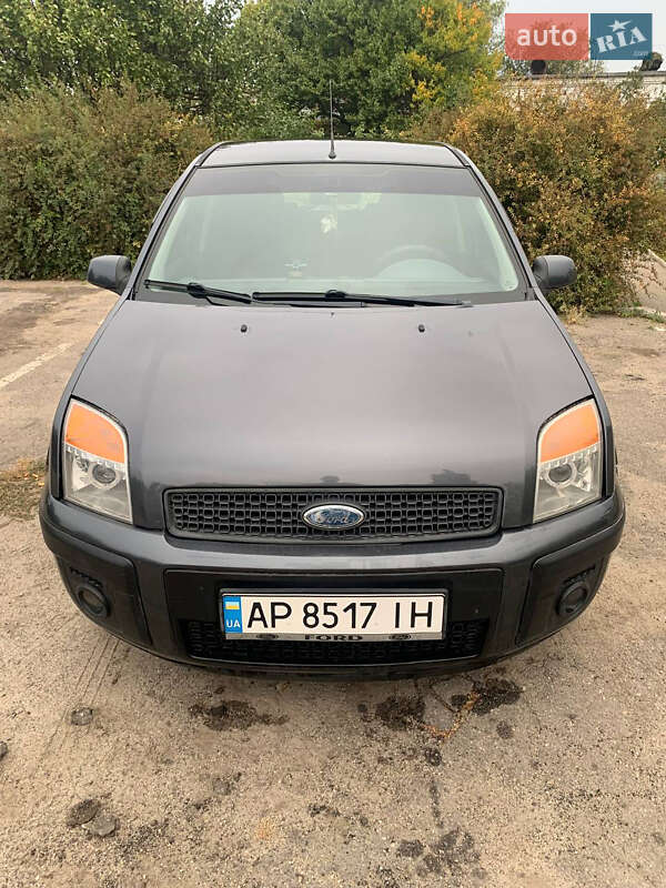 Хетчбек Ford Fusion 2008 в Запоріжжі