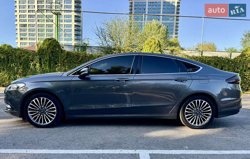 Седан Ford Fusion 2016 в Дніпрі