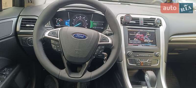 Седан Ford Fusion 2016 в Чернигове