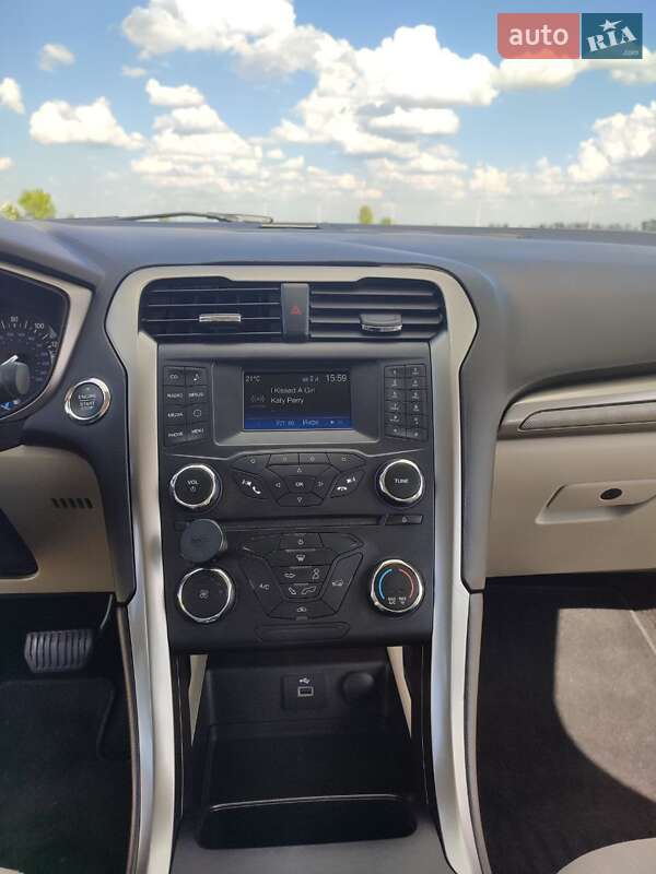 Седан Ford Fusion 2016 в Ивано-Франковске