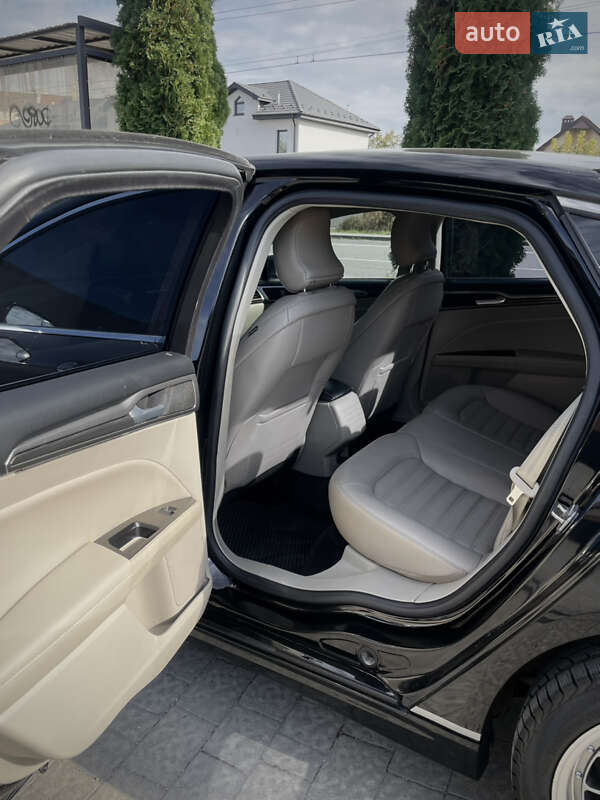 Седан Ford Fusion 2016 в Ивано-Франковске