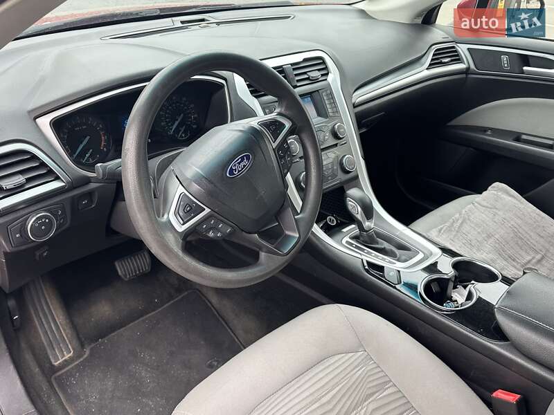 Седан Ford Fusion 2015 в Киеве