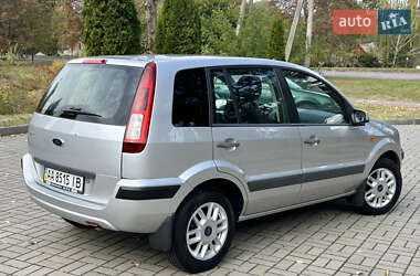 Хэтчбек Ford Fusion 2008 в 