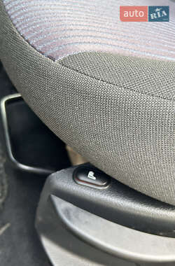 Хэтчбек Ford Fusion 2008 в 