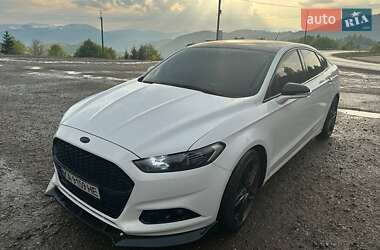 Седан Ford Fusion 2012 в 
