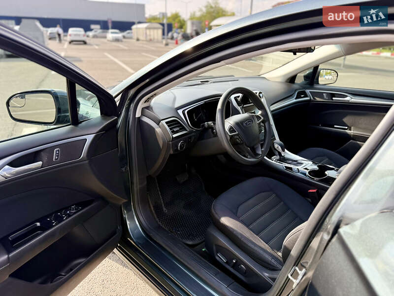 Седан Ford Fusion 2014 в Одессе