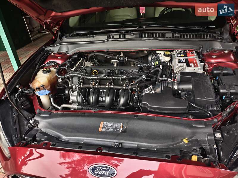 Седан Ford Fusion 2015 в Києві