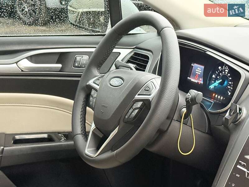 Седан Ford Fusion 2015 в Харькове