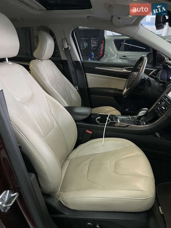 Седан Ford Fusion 2015 в Києві фото 12 Седан Ford Fusion 2015 в Києві