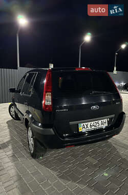 Хетчбек Ford Fusion 2006 в 