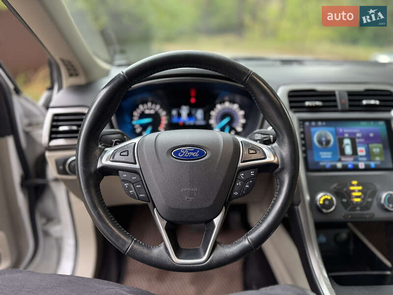 Седан Ford Fusion 2016 в Киеве
