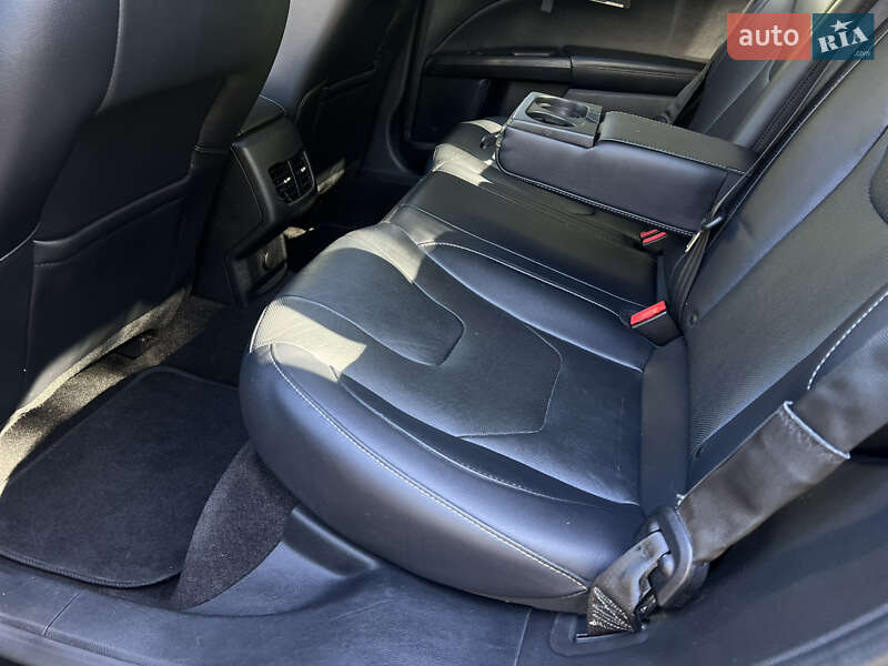 Седан Ford Fusion 2018 в Тульчине