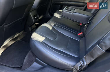Седан Ford Fusion 2018 в 