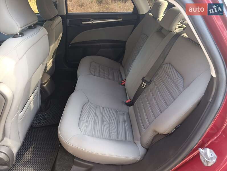 Седан Ford Fusion 2016 в Киеве