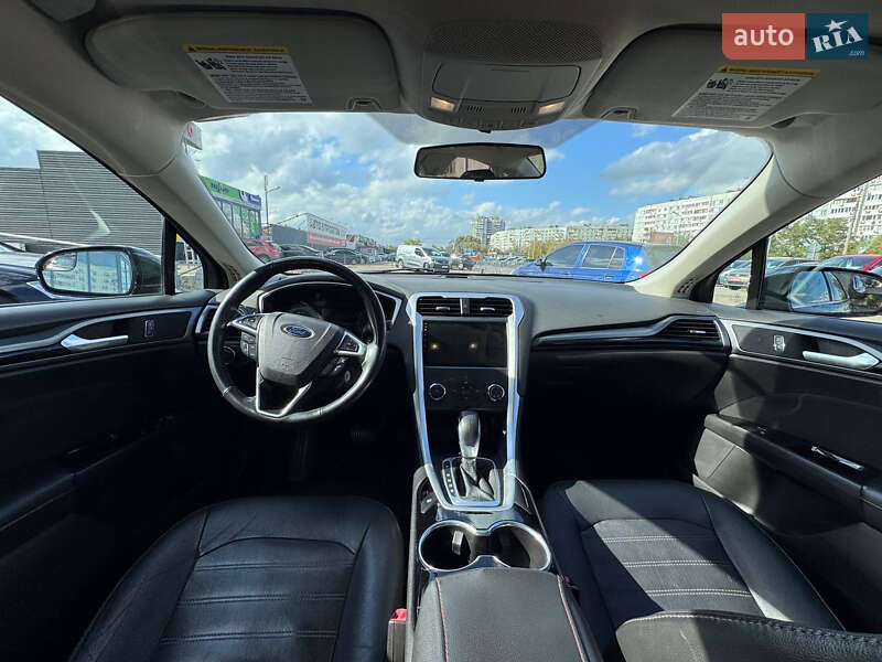 Седан Ford Fusion 2014 в Запоріжжі
