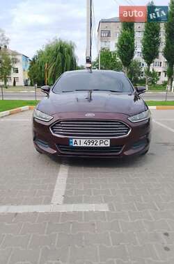 Седан Ford Fusion 2013 в 