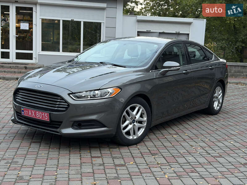 Седан Ford Fusion 2014 в Лубнах