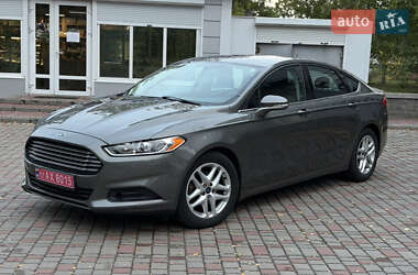 Седан Ford Fusion 2014 в Лубнах