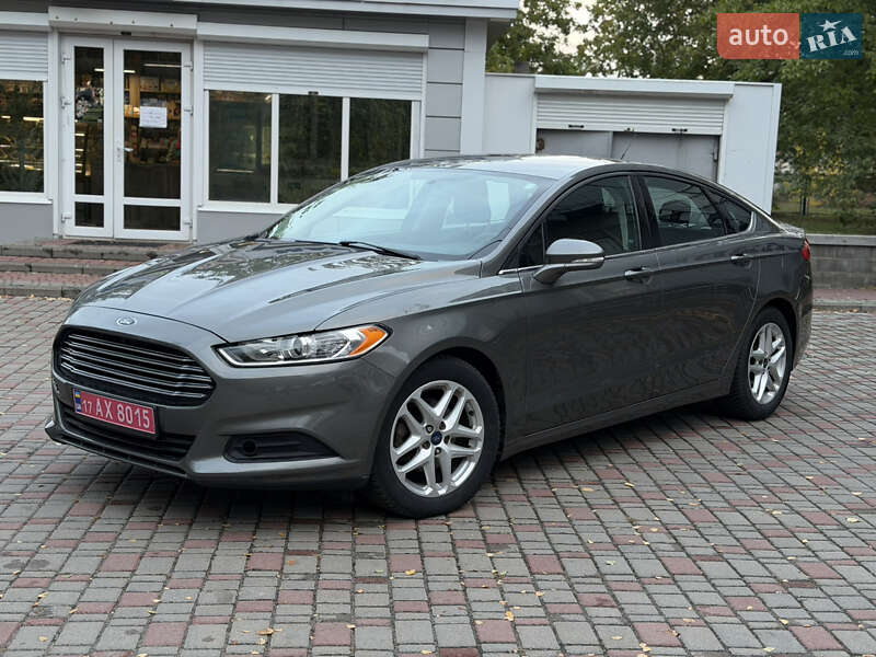 Седан Ford Fusion 2014 в Лубнах