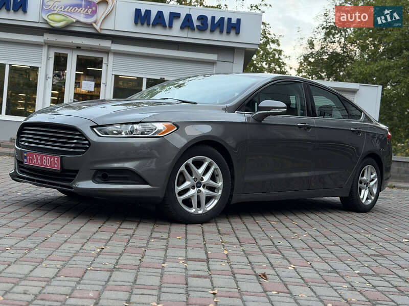 Седан Ford Fusion 2014 в Лубнах