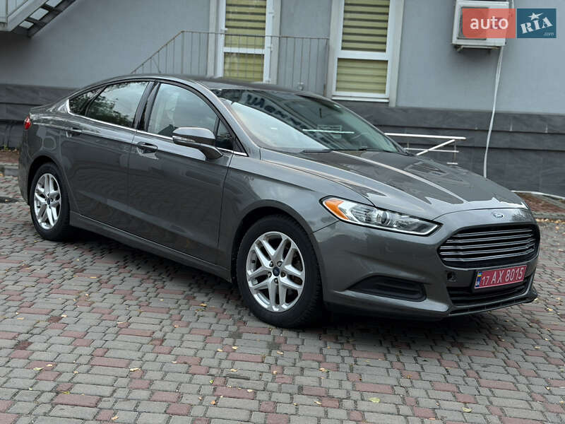Седан Ford Fusion 2014 в Лубнах