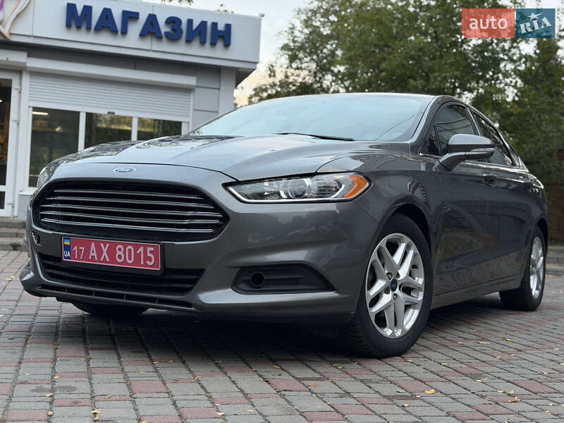 Седан Ford Fusion 2014 в Лубнах