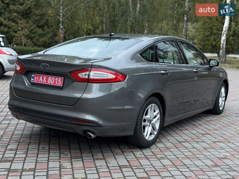 Седан Ford Fusion 2014 в Лубнах