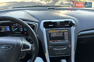 Седан Ford Fusion 2014 в Луцке