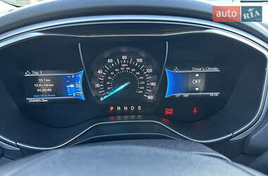 Седан Ford Fusion 2014 в Луцке