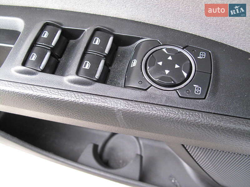 Седан Ford Fusion 2016 в Києві фото 33 Седан Ford Fusion 2016 в Києві