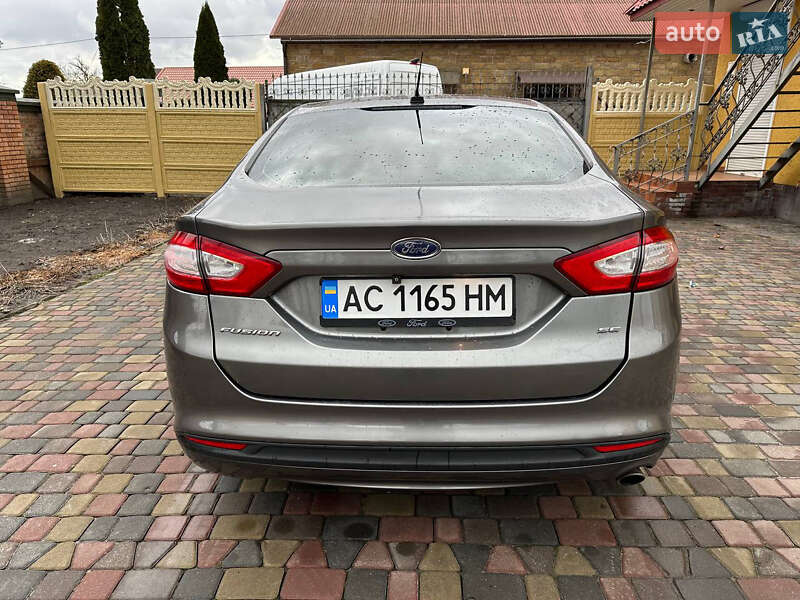 Седан Ford Fusion 2014 в Дубовом
