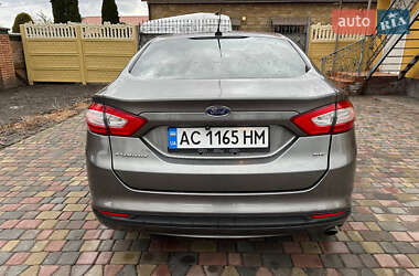Седан Ford Fusion 2014 в 