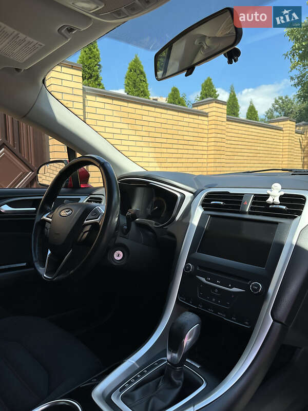 Седан Ford Fusion 2013 в Днепре