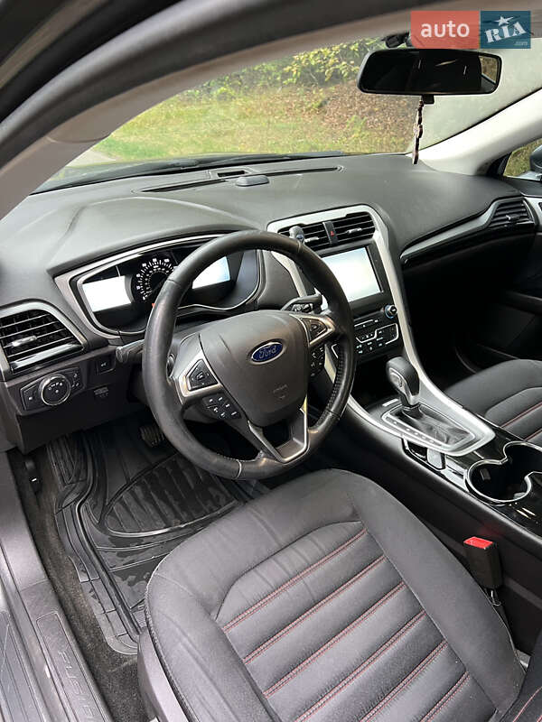Седан Ford Fusion 2016 в Броварах