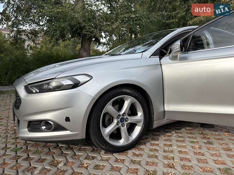 Седан Ford Fusion 2014 в Харкові