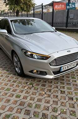 Седан Ford Fusion 2014 в 