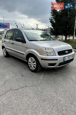 Хетчбек Ford Fusion 2003 в 