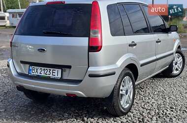 Хэтчбек Ford Fusion 2004 в 
