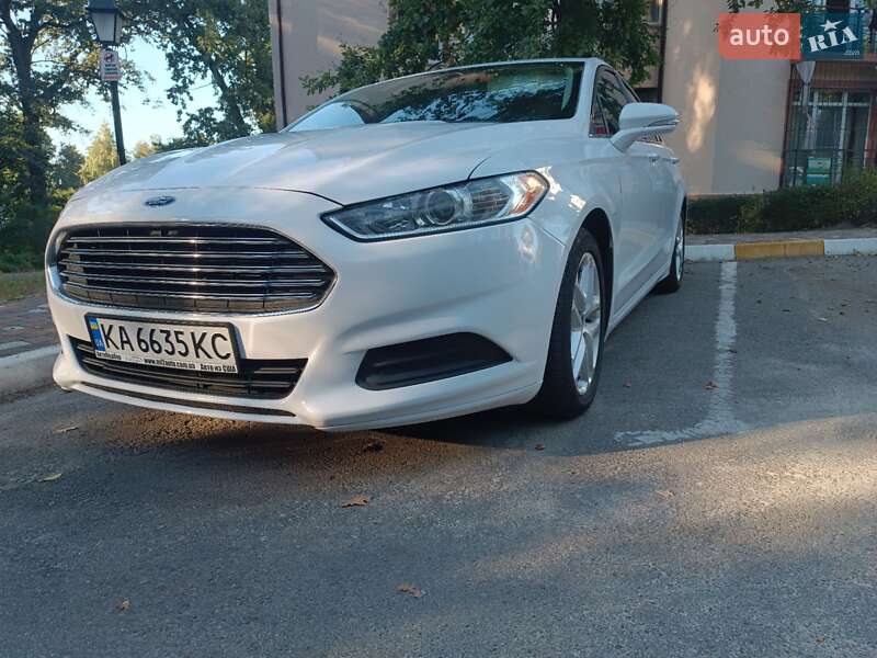 Ford Fusion 2016