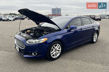 Седан Ford Fusion 2014 в 