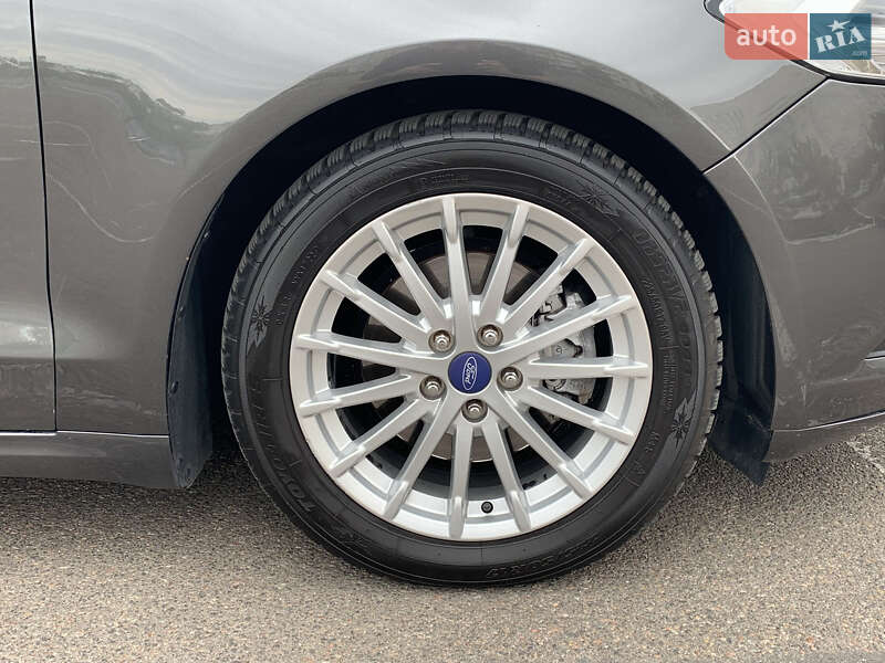 Седан Ford Fusion 2015 в Николаеве фото 10 Седан Ford Fusion 2015 в Николаеве