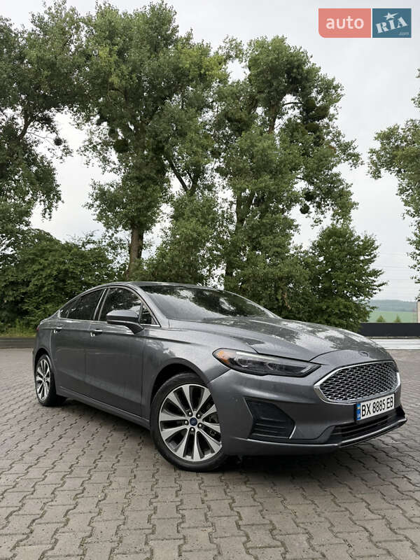 Ford Fusion 2019