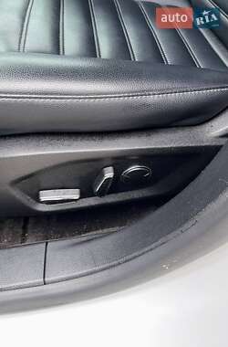 Седан Ford Fusion 2018 в 